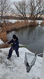 Первая форель в жизни маленького рыбака!